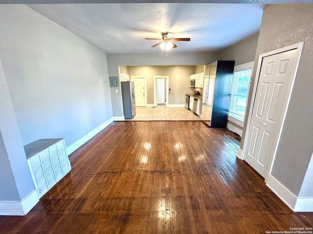 502 E Laurel Apt 1, San Antonio, TX 78212