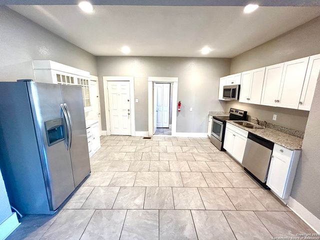 502 E Laurel Apt 1, San Antonio, TX 78212