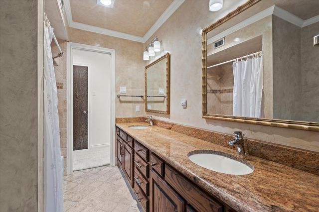 400 Balboa Court, Irving, TX 75062