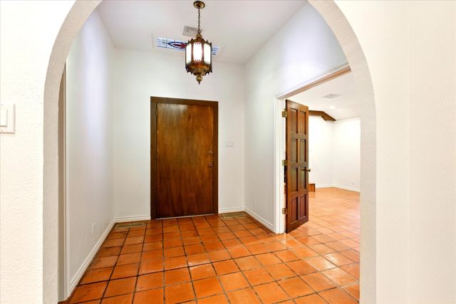 400 Balboa Court, Irving, TX 75062