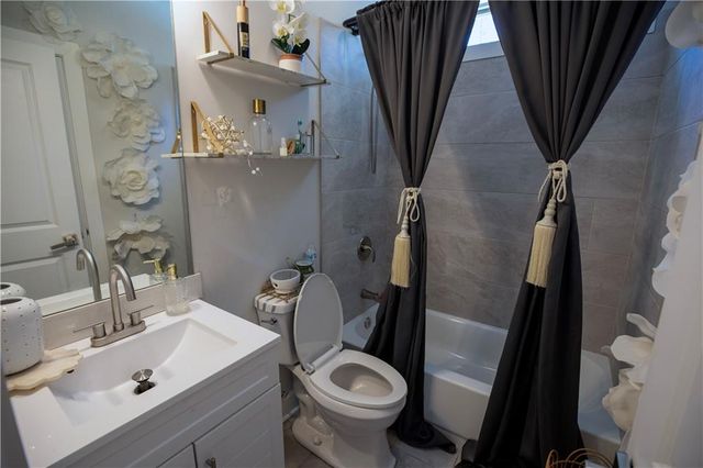 5663 Eternal Drive, Atlanta, GA 30349