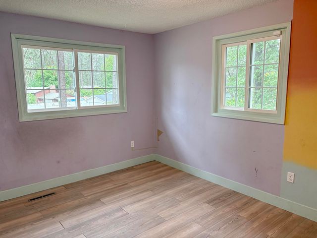 13107 E 25th Ave, Spokane Valley, WA 99216