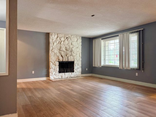 13107 E 25th Ave, Spokane Valley, WA 99216
