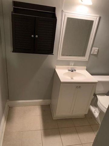 159 Grandview Ave 1, Quincy, MA 02170