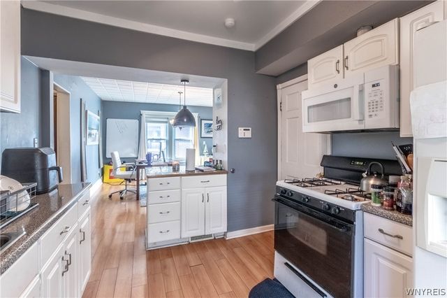 75 Liberty Terrace, Cheektowaga, NY 14215