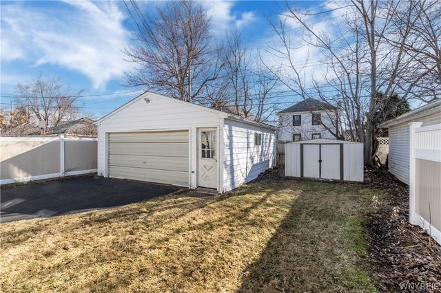 75 Liberty Terrace, Cheektowaga, NY 14215