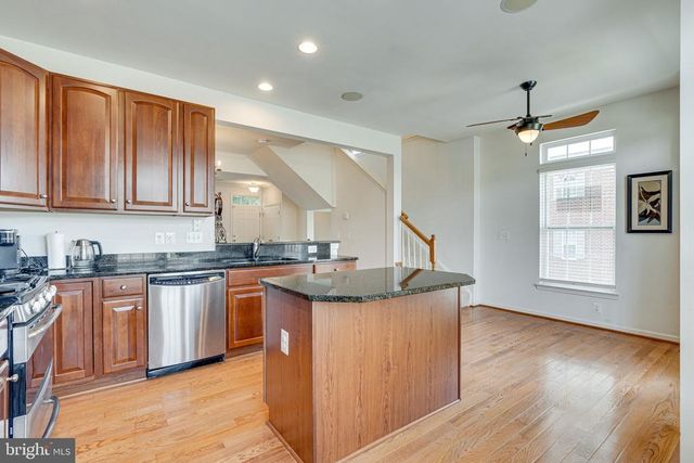 2390 ABINGTON DR, Charlottesville, VA 22911