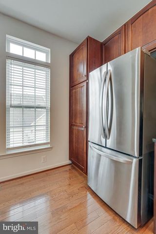 2390 ABINGTON DR, Charlottesville, VA 22911