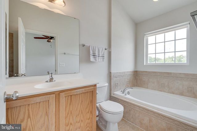 2390 ABINGTON DR, Charlottesville, VA 22911