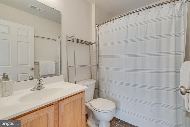 2390 ABINGTON DR, Charlottesville, VA 22911