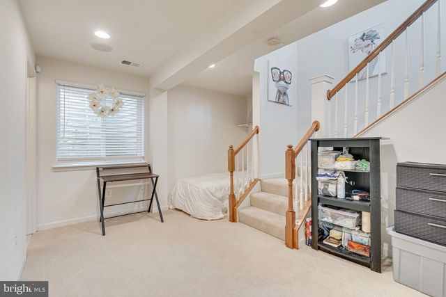 2390 ABINGTON DR, Charlottesville, VA 22911