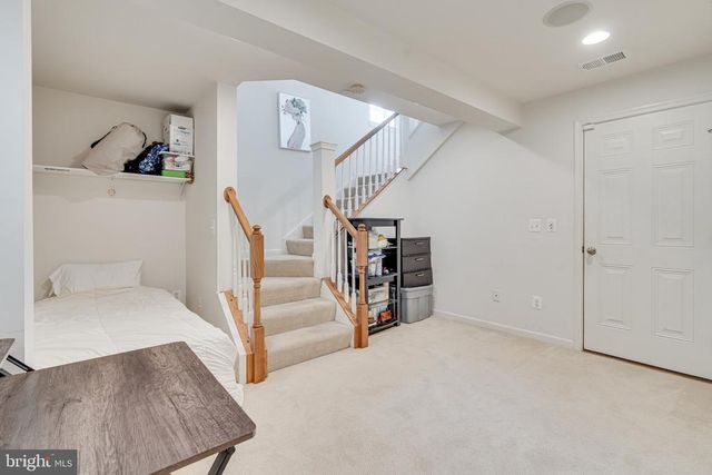 2390 ABINGTON DR, Charlottesville, VA 22911