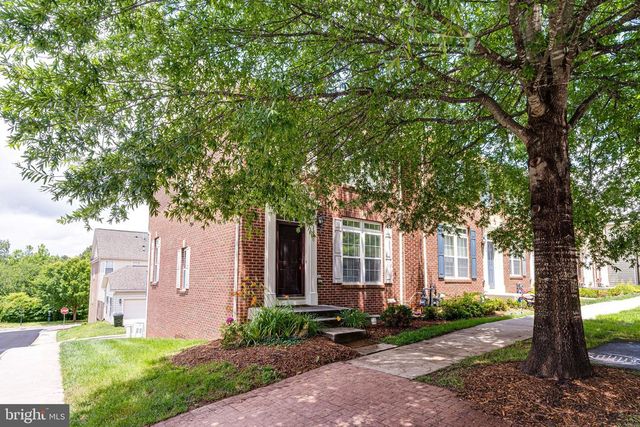 2390 ABINGTON DR, Charlottesville, VA 22911