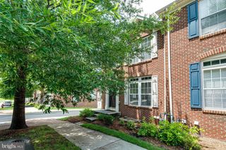 2390 ABINGTON DR, Charlottesville, VA 22911