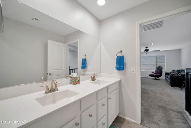 11772 N Silverscape Drive, Oro Valley, AZ 85737