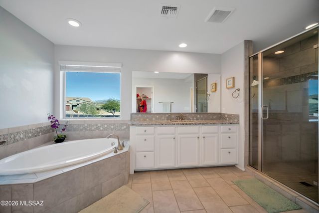 11772 N Silverscape Drive, Oro Valley, AZ 85737