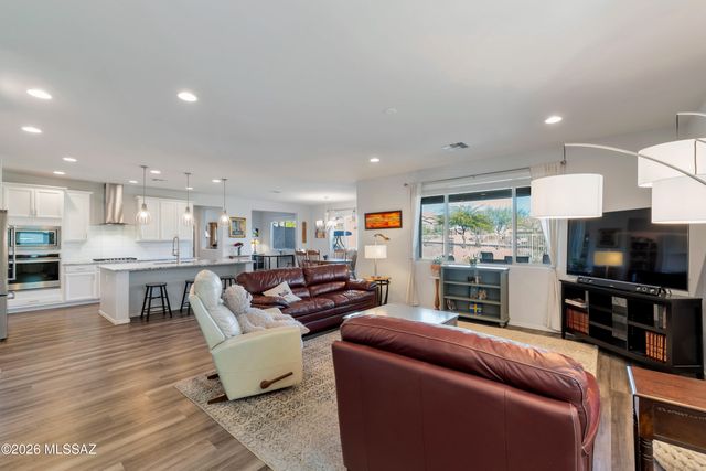 11772 N Silverscape Drive, Oro Valley, AZ 85737