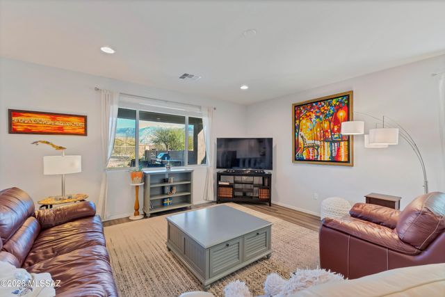 11772 N Silverscape Drive, Oro Valley, AZ 85737