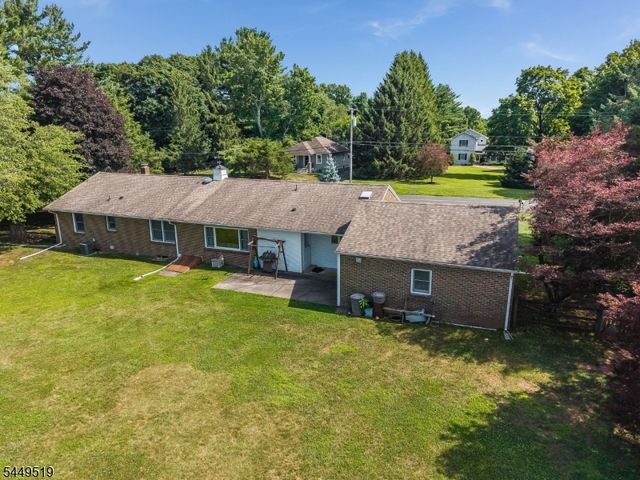 120 Allerton Rd, Clinton Twp., NJ 08801