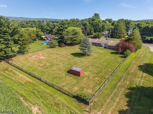 120 Allerton Rd, Clinton Twp., NJ 08801