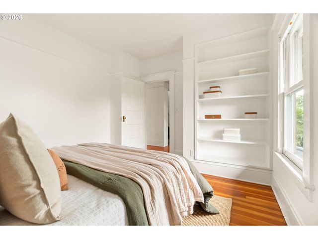 50 Ne FARGO St, Portland, OR 97212