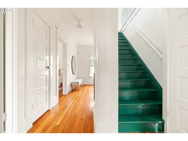 50 Ne FARGO St, Portland, OR 97212