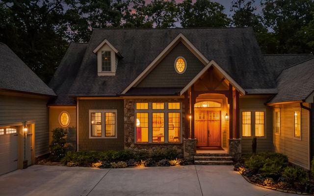 266 Beaten Path Road E, Signal Mountain, TN 37377