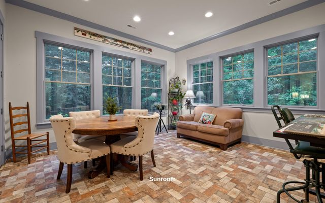 266 Beaten Path Road E, Signal Mountain, TN 37377