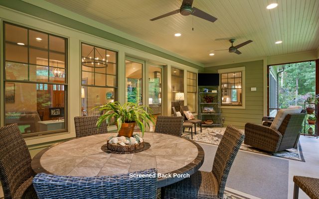 266 Beaten Path Road E, Signal Mountain, TN 37377