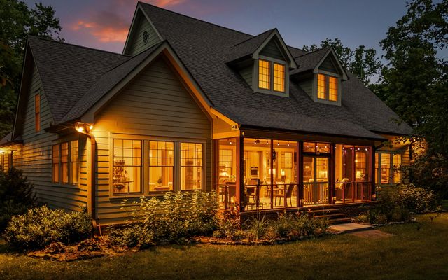 266 Beaten Path Road E, Signal Mountain, TN 37377