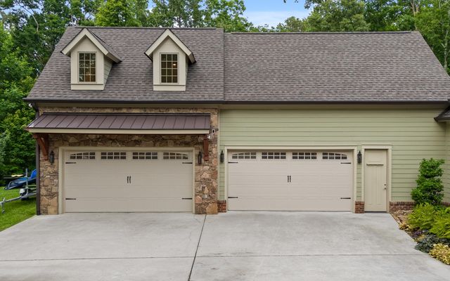 266 Beaten Path Road E, Signal Mountain, TN 37377