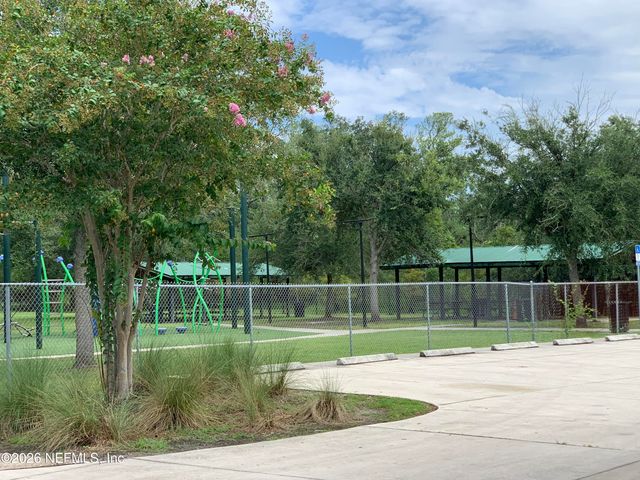 4649 N KEN KNIGHT Drive, Jacksonville, FL 32209