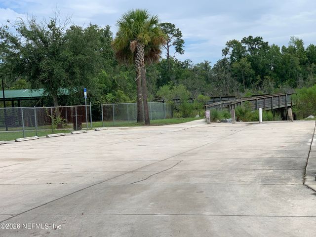 4649 N KEN KNIGHT Drive, Jacksonville, FL 32209
