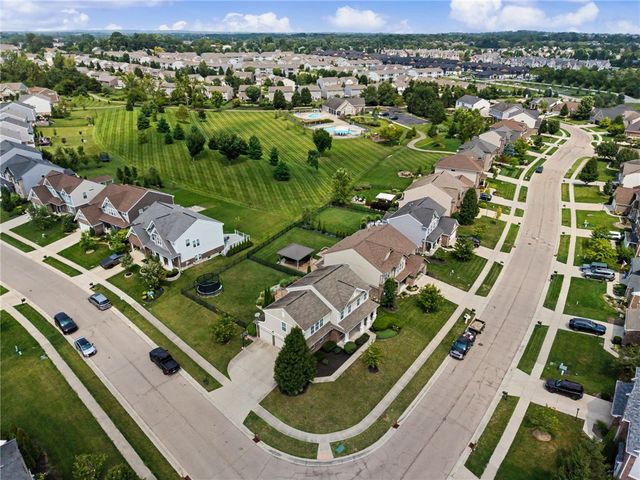 10 Sweetgum Lane, Springboro, OH 45066