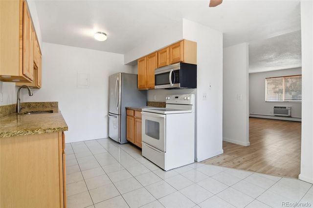 9340 W 49th Avenue 210, Wheat Ridge, CO 80033
