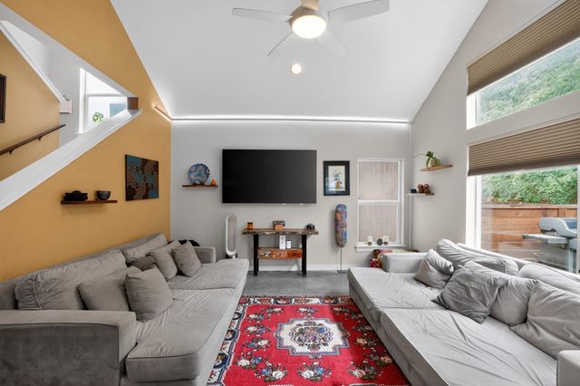 301 W Stassney LN 34, Austin, TX 78745