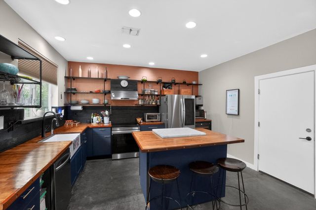 301 W Stassney LN 34, Austin, TX 78745