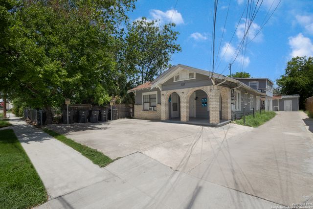 827 W Rosewood, San Antonio, TX 78212