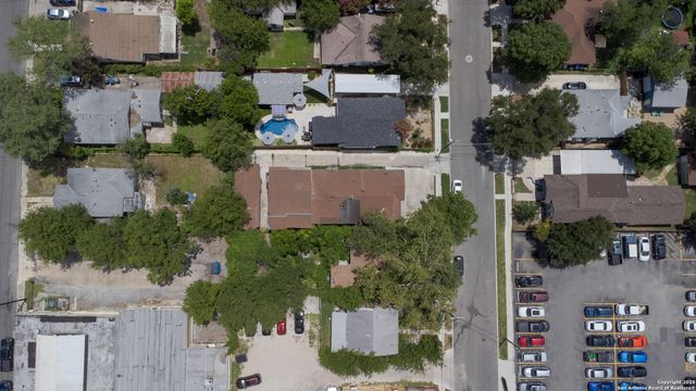 827 W Rosewood, San Antonio, TX 78212