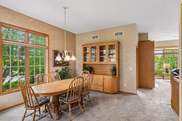 13122 Evermoor Parkway, Apple Valley, MN 55124