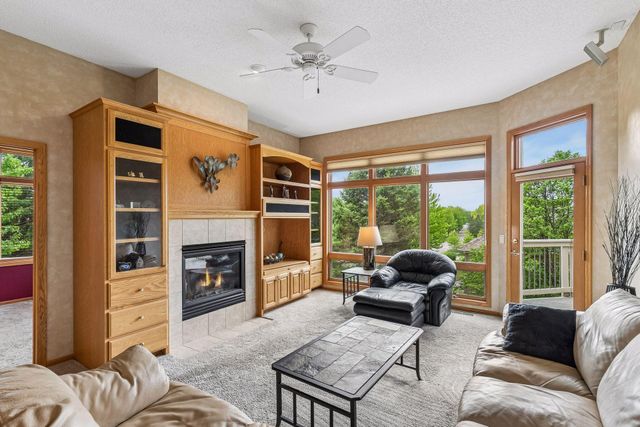 13122 Evermoor Parkway, Apple Valley, MN 55124