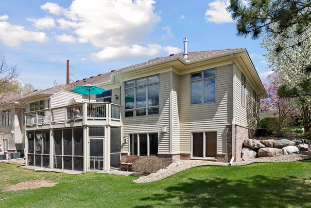 13122 Evermoor Parkway, Apple Valley, MN 55124