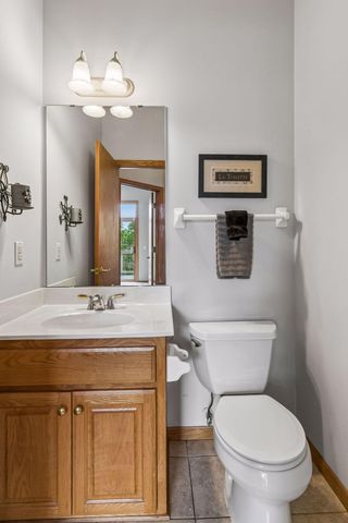 13122 Evermoor Parkway, Apple Valley, MN 55124