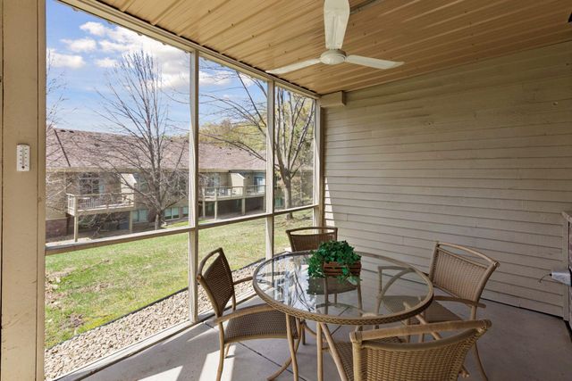 13122 Evermoor Parkway, Apple Valley, MN 55124