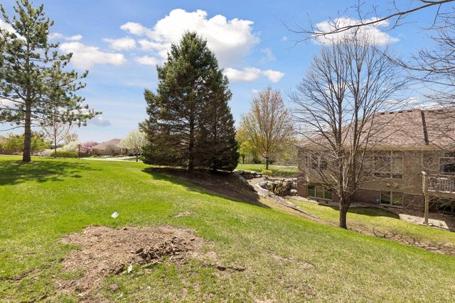 13122 Evermoor Parkway, Apple Valley, MN 55124