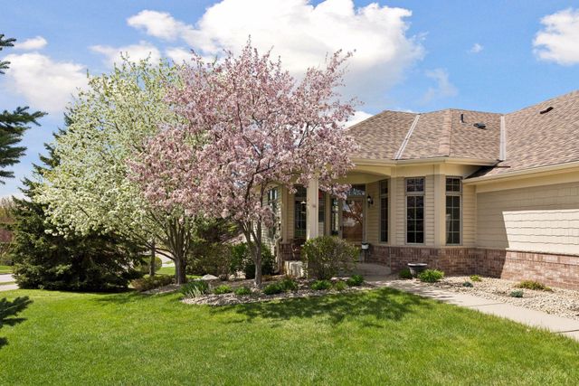 13122 Evermoor Parkway, Apple Valley, MN 55124