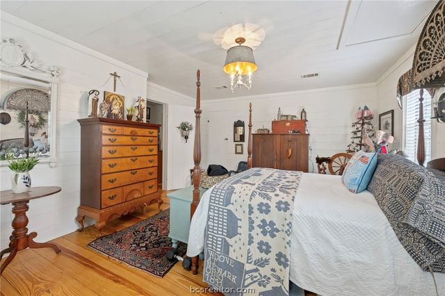 5559 Blue Ridge Drive, College Station, TX 77845
