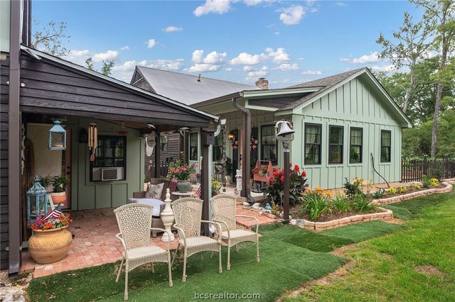 5559 Blue Ridge Drive, College Station, TX 77845