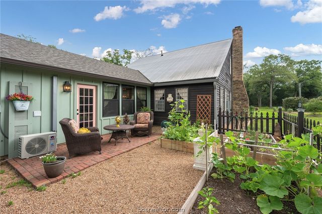 5559 Blue Ridge Drive, College Station, TX 77845