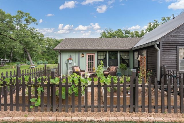 5559 Blue Ridge Drive, College Station, TX 77845